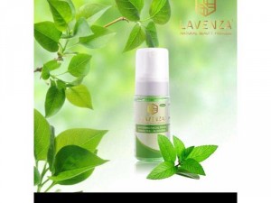 Sữa Rửa Mặt Dạng Bọt Trắng Da Whitening Facial Foam Green Tea - Aloevera