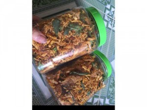 Khô gà lá chanh