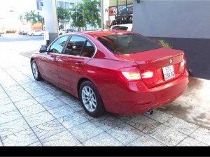 cần bán xe BMW 320i đời 2014 còn rất mới và đẹp