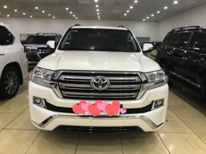 Bán Toyota Land Cruiser GXR4.5 máy dầu, nhập khẩu Trung Đông.Xe sản xuất 2016, đăng ký 2017, chạy 2 vạn,xe siêu mới.