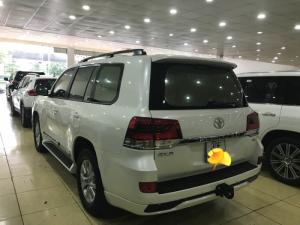 Bán Toyota Land Cruiser GXR4.5 máy dầu, nhập khẩu Trung Đông.Xe sản xuất 2016, đăng ký 2017, chạy 2 vạn,xe siêu mới.