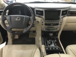 Lexus LX570 Model và đăng ký 2015 chính,xe cực mới, biển Hà Nội.