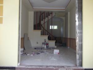 Đang cần bán gấp nhà gần UBND phường lộc vượng ngay gốc đa