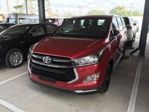 Khuyến Mãi Toyota Innova 2.0G Venturer, Mua Trả Góp Chỉ 180tr,