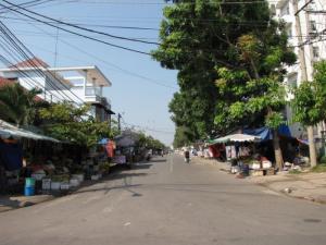 Bán đất diện tích 300m2 (10×30), Mỗi nền 150m2, sổ hồng riêng, thổ cư 100%