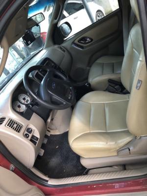 Ford Escape 2004 số sàn màu đỏ xe zin đẹp