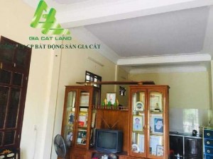 Bán nhà vườn đẹp vạn người mê