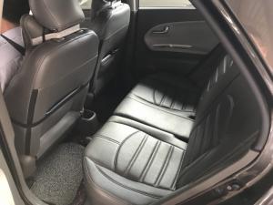 Bán Kia Morning Si 1.25MT màu nâu titan số sàn sản xuất cuối 2016 biển Sài Gòn đi đúng 37.000km