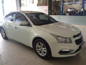 Chervrolet Cruze LT 2016, màu trắng, xe cá nhân