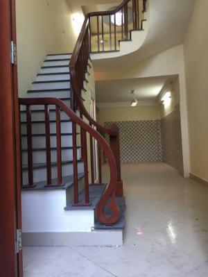 Nhà riêng Tứ Hiệp – Thanh trì – Hà nội dt 36 mx4T. Ôto cạnh nhà.