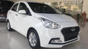 Xi nhan trên gương chiếu hậu