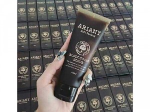 Tẩy tế bào chết đường đen mật ong Ariany