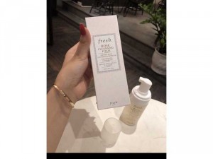 Sữa rửa mặt tạo bọt Fresh 120ml