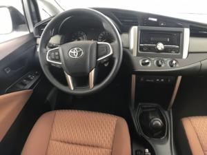 Toyota Innova 2.0E 2019 Màu Bạc Số Sàn,Kinh Doanh Grab, Uber, Ngân Hàng Hỗ Trợ Tới 90% Giá Trị Xe