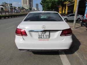 E200 2015 màu trắng