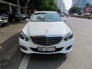 E200 2015 màu trắng