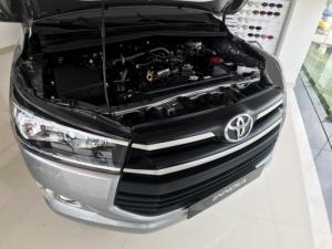 Toyota Innova 2018 số sàn HCM, nhận tư vấn mua xe Innova trả góp khi liên hệ đến 0939 72 59 68