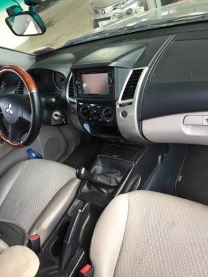 Mitsubishi pajero sport 2.5MT 2015 máy dầu