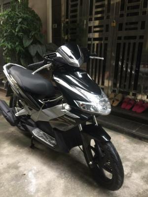 Cần Bán Honda Airblade 6 nan mầu đen chính chủ