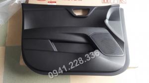 Tappi cửa trước trái Rio 17 mã sp: 82301H8100WK