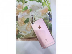 Cần bán iphone 6splus-64-Hồng máy trưng bày