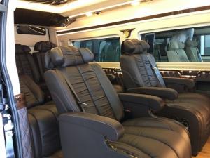 Bán Ford Transit Limousine, nhiều phiên bản