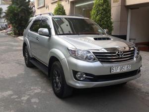 Cho thuê xe tự lái, thuê tháng khu vực Q4, Q8 và Q7