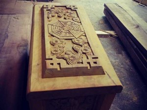 Tiểu quách gỗ vàng tâm