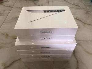 MacBook Pro 15-inch 2018 MR942LL/a , MR932LL/a , MR962LL/a Touch Bar new 100% USA giá siêu tốt