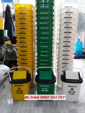 Thùng đựng rác y tế, thùng rác đạp chân 15 lít, thùng rác nắp lập 10 lít có logo y tế