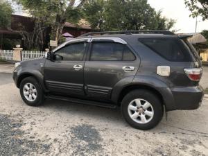 Bán Toyota Fortuner G 2.5MT màu xám lông chuột số sàn máy dầu sản xuất 2011 một chủ
