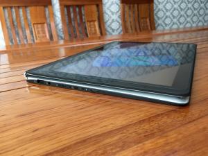 Lenovo Yoga 3 Pro Core M Ram 8 SSD 256 Xoay 360