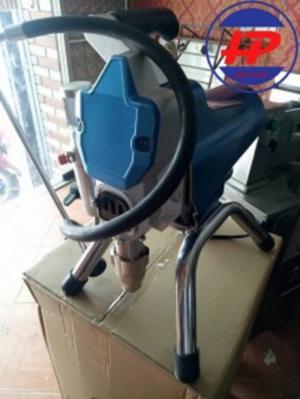 Máy phun sơn PLY 595
- Công Suất 2200 W
- Lưu lượng max 4.2Lít / Phút
- Điện Áp: 220 V
- Trọng Lượng: 18Kg
- Cỡ bép max: 0.023 inch
- Áp lực max : 3000 psi
- Phụ kiện theo máy :Dây phun sơn 15m x 1 cuộn , Súng phun sơn (chụp + bép ) x 1 cái , 1 cần nối 0.5 m ,
- Bảo Hành : 12 tháng