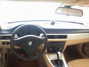Bán em BMW 320i màu trắng dk 12/2009 tự động chạy cực đã