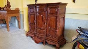 Tủ thờ cẩm lai trơn bụng phệ