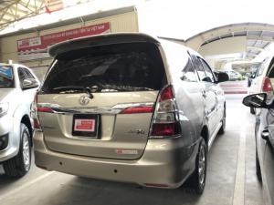 Bán xe Innova V sản xuất 2014 màu nâu vàng
