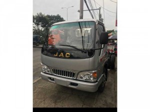 xe tải jac 2,4 Tấn CN isuzu hạ tải vào TP dễ dàng thùng mui bạt 3,72m