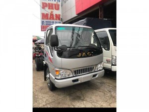 xe tải jac 2,4 Tấn CN isuzu hạ tải vào TP dễ dàng thùng mui bạt 3,72m