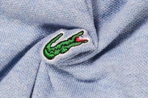 Áo Lacoste