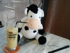 Thú nhồi bông bò sữa
