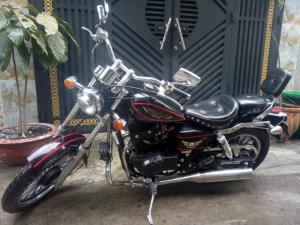 Moto Rebel USA 2k11 xe đẹp máy êm nguyên zin mới 95%