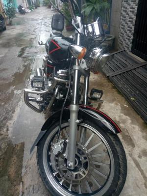 Moto Rebel USA 2k11 xe đẹp máy êm nguyên zin mới 95%