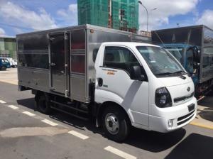 Xe tải KIA K250 Thùng kín màu trắng, đời 2018, tải trọng 2490kg. Hỗ trợ trả góp 75%.