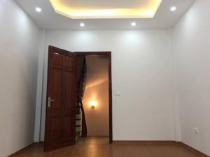 Nhà Riêng Ngọc Hồi Thanh Trì Hà Nội Dt32mx5t .Kinh Doanh.Nhà Mặt Ngõ.