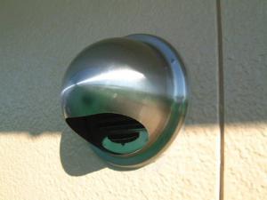 Vent cap lắp tường