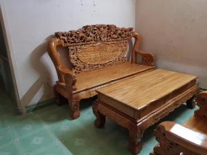 Bộ salong phòng khách gỗ gõ đỏ 100%
