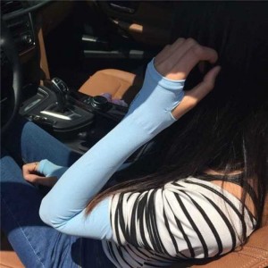 Găng tay chống nắng | Xưởng may LiMac nhận may găng tay, phụ kiện đồng phục. Xưởng may LiMac với nhiều năm kinh nghiệm trong lĩnh vực may găng tay, găng tay đồng phục. Với đội ngũ tư vấn, thiết kế chuyên nghiệp, đội ngũ công nhân may tay nghề cao, cùng với nhà xưởng, máy móc hiện đại sẽ mang đến cho bạn những mẫu đồng phục tốt nhất.