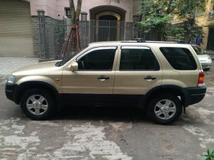 Bán xe Ford Escape XLT 3.0 đời 2004 màu xám vàng