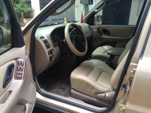 Bán xe Ford Escape XLT 3.0 đời 2004 màu xám vàng
