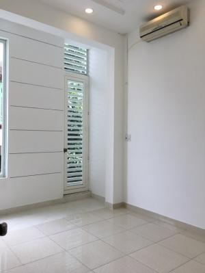 Nhà mới thiết kế đẹp 2 lầu khu Cư Xá Phú Lâm B Q.6